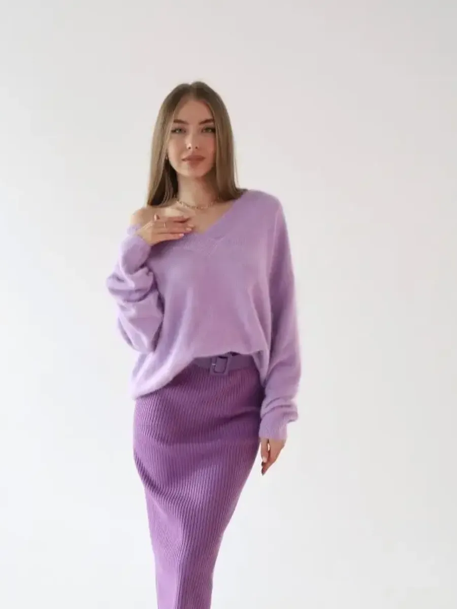 Doris Soft V-neck Loose Knitted Woman Sweater