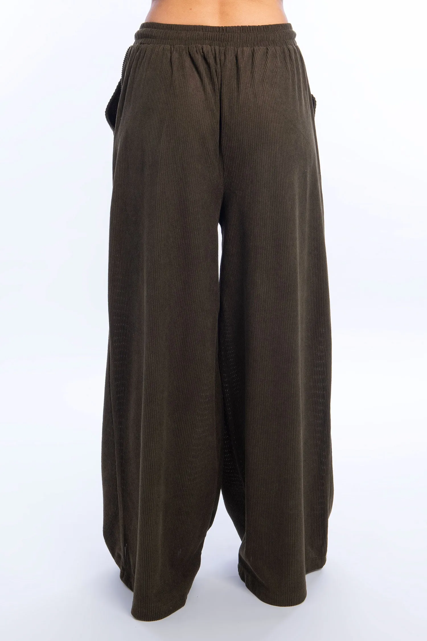 Ribbed Comfy Pants - Marwa Elezaby