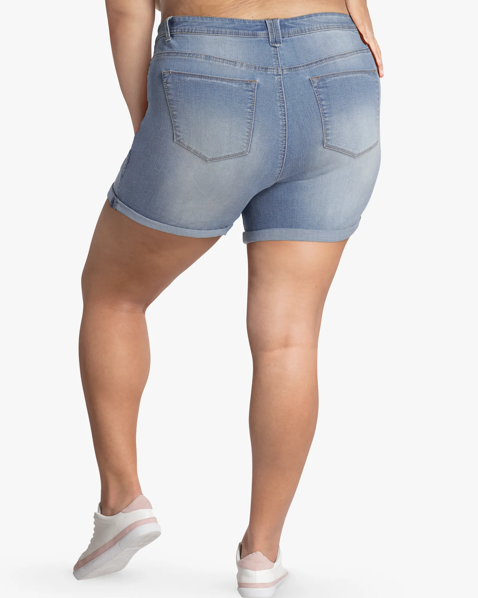 Seabury Cuffed Short | Light Wash