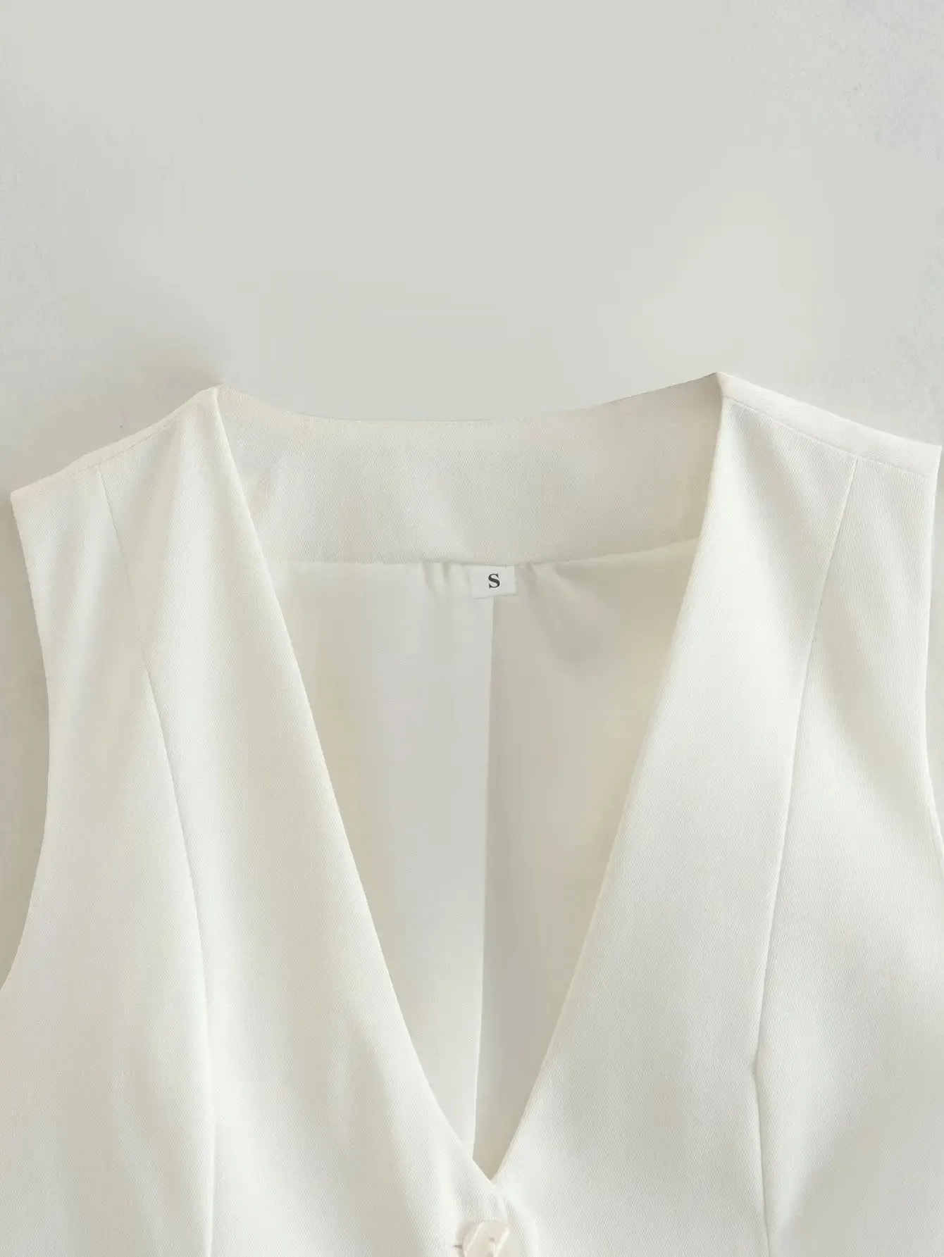 Vintage V Neck Sleeveless Female Outerwear White Chic Vests